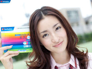 ayaka_umezawa.jpg
